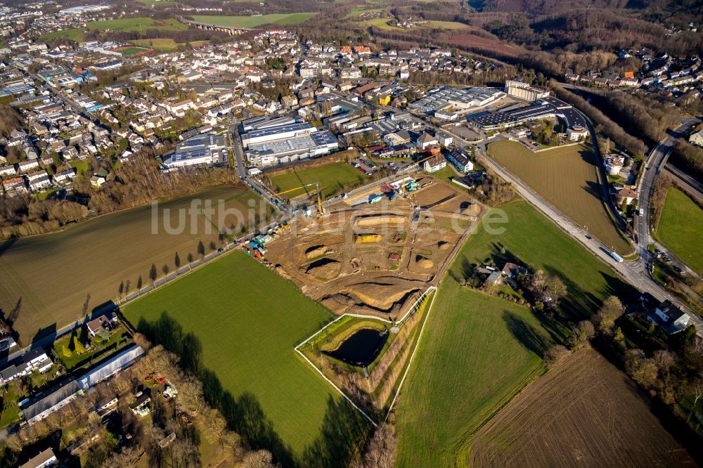 Luftaufnahme Velbert - Baustelle zum Neubau einer Mehrfamilienhaus-Wohnanlage Wimmersberger Südblick im Ortsteil Neviges in Velbert im Bundesland Nordrhein-Westfalen, Deutschland