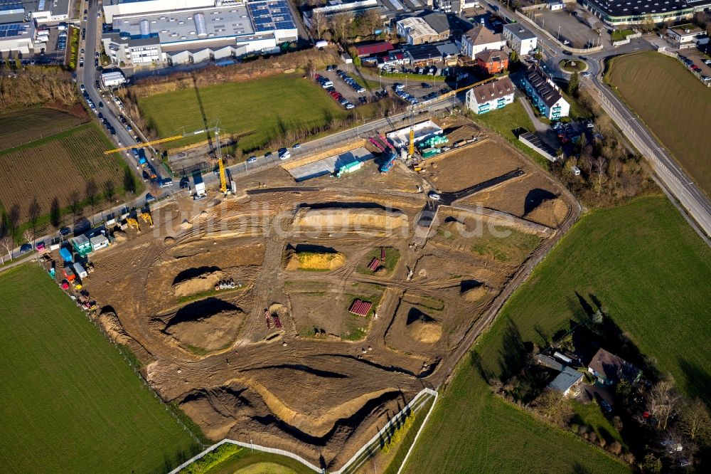 Velbert von oben - Baustelle zum Neubau einer Mehrfamilienhaus-Wohnanlage Wimmersberger Südblick im Ortsteil Neviges in Velbert im Bundesland Nordrhein-Westfalen, Deutschland