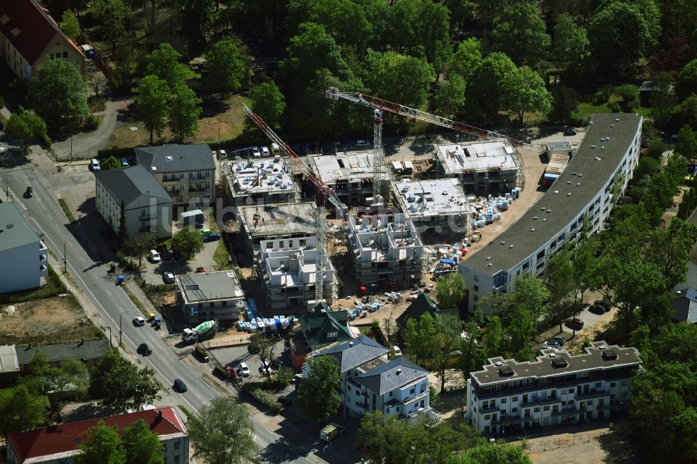 Luftaufnahme Teltow - Baustelle zum Neubau einer Mehrfamilienhaus-Wohnanlage Wohnanlage Striewitzweg in Teltow im Bundesland Brandenburg, Deutschland