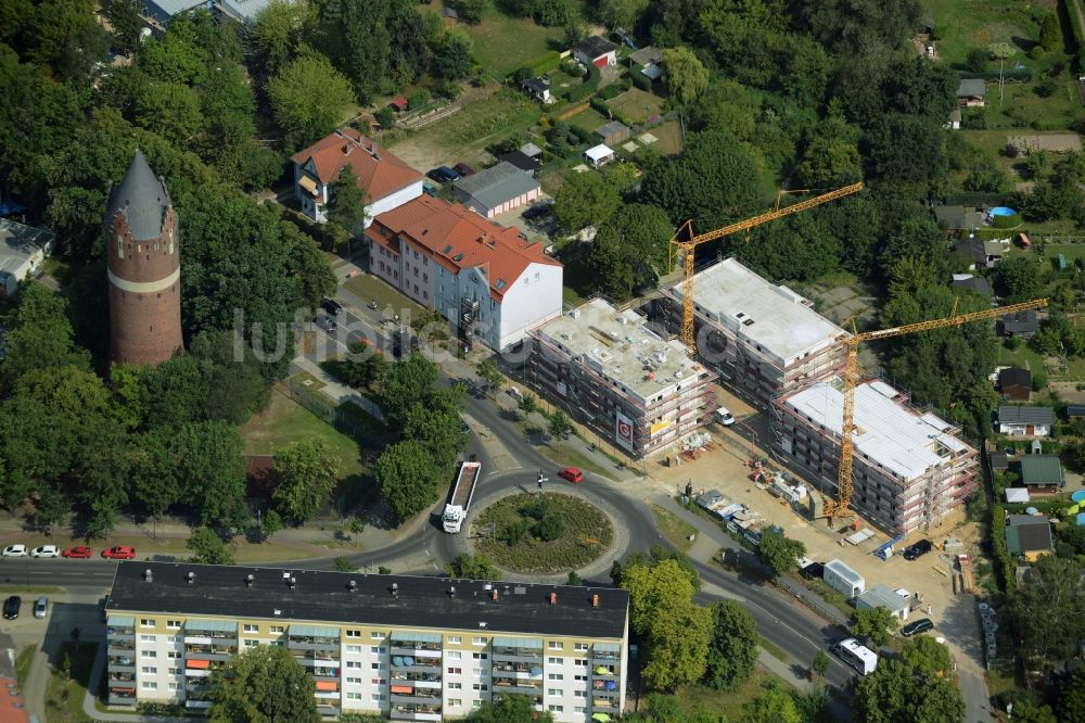 Bernau aus der Vogelperspektive: Baustelle zum Neubau einer Mehrfamilienhaus-Wohnanlage Wohnen am Mühlenberg in Bernau im Bundesland Brandenburg