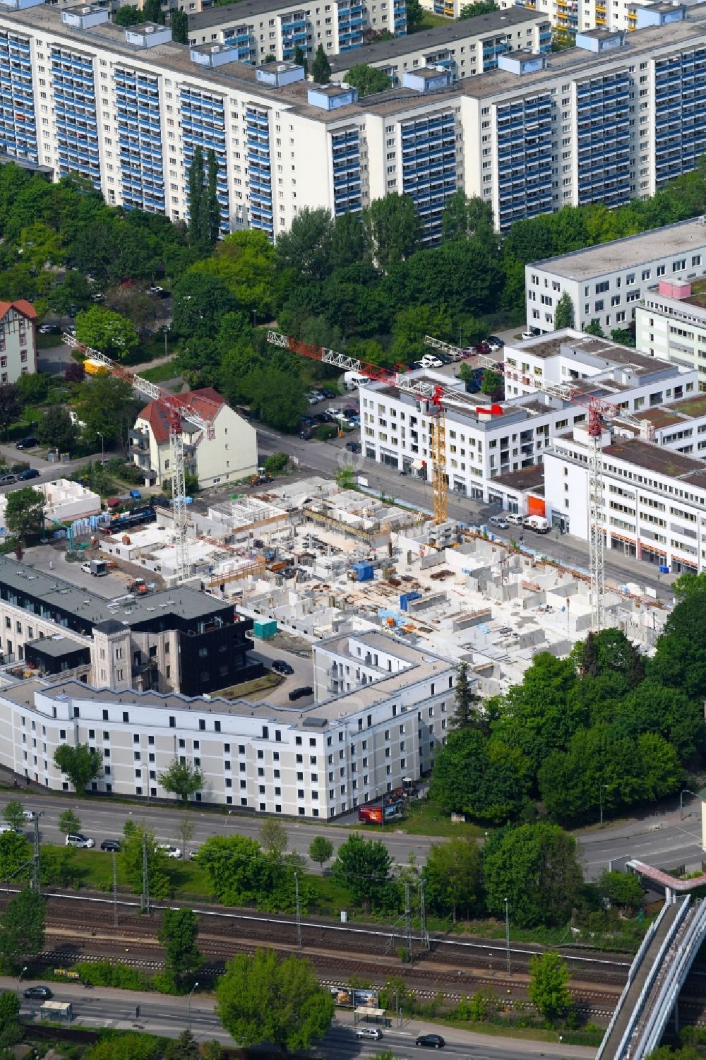 Potsdam von oben - Baustelle zum Neubau einer Mehrfamilienhaus-Wohnanlage der Wohnen an der Nuthe Vermögensverwaltungs GmbH in Potsdam im Bundesland Brandenburg, Deutschland