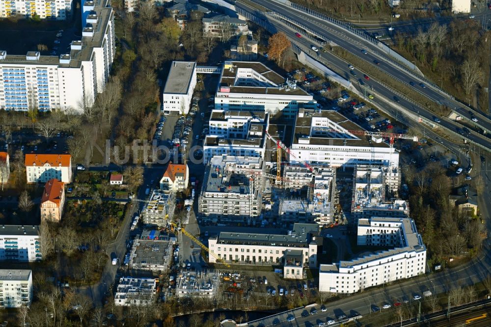 Luftaufnahme Potsdam - Baustelle zum Neubau einer Mehrfamilienhaus-Wohnanlage der Wohnen an der Nuthe Vermögensverwaltungs GmbH in Potsdam im Bundesland Brandenburg, Deutschland