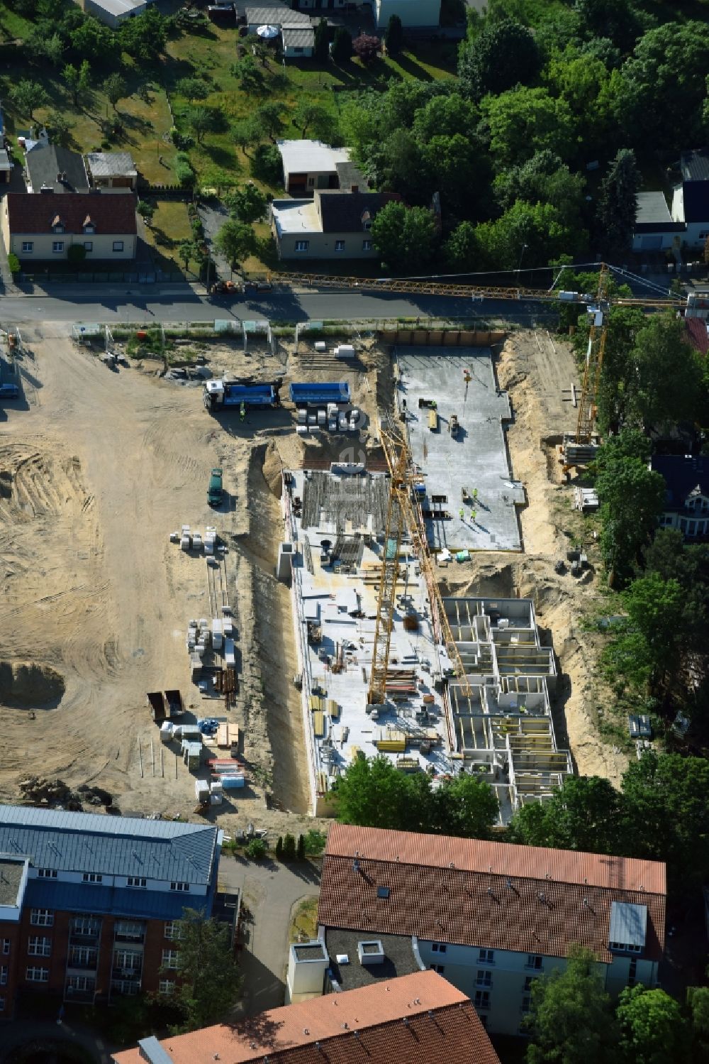 Luftbild Teltow - Baustelle zum Neubau einer Mehrfamilienhaus-Wohnanlage Wohnen am Striewitzweg der Bonava Deutschland GmbH in Teltow im Bundesland Brandenburg, Deutschland