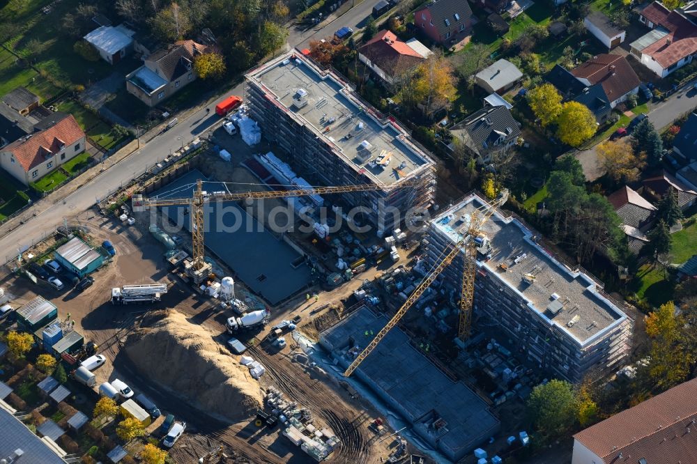 Luftbild Teltow - Baustelle zum Neubau einer Mehrfamilienhaus-Wohnanlage Wohnen am Striewitzweg der Bonava Deutschland GmbH in Teltow im Bundesland Brandenburg, Deutschland