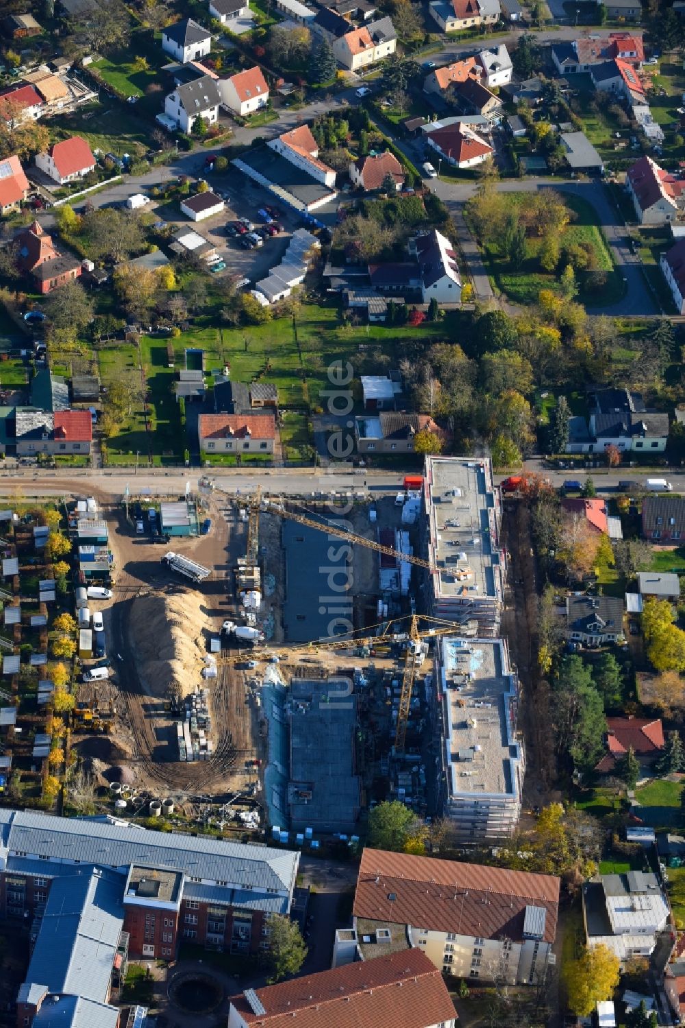 Luftbild Teltow - Baustelle zum Neubau einer Mehrfamilienhaus-Wohnanlage Wohnen am Striewitzweg der Bonava Deutschland GmbH in Teltow im Bundesland Brandenburg, Deutschland