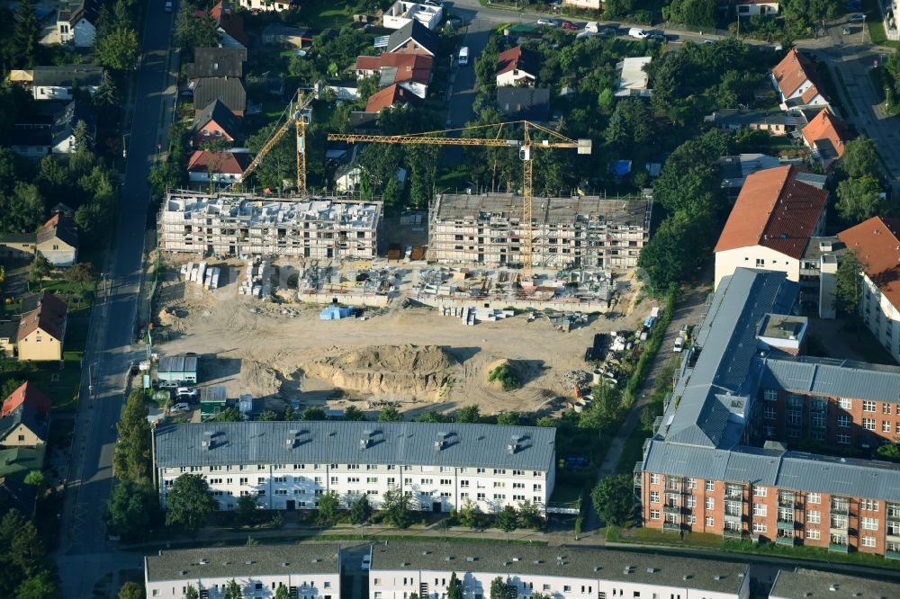 Luftbild Teltow - Baustelle zum Neubau einer Mehrfamilienhaus-Wohnanlage Wohnen am Striewitzweg der Bonava Deutschland GmbH in Teltow im Bundesland Brandenburg, Deutschland