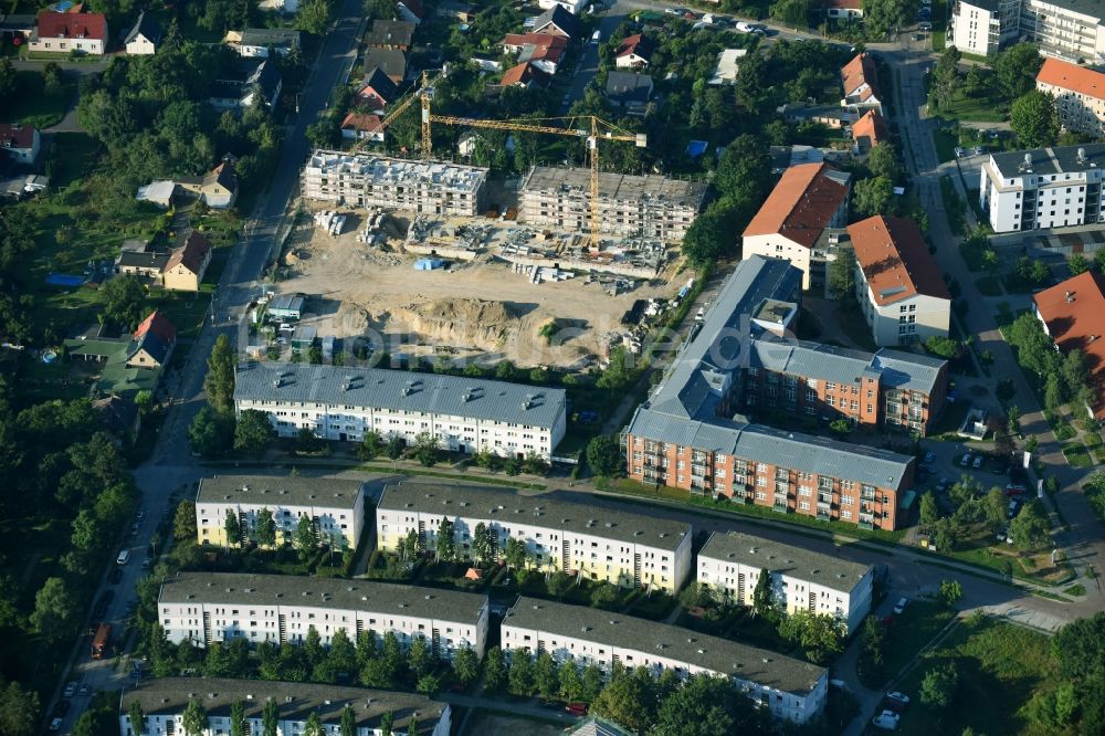 Luftaufnahme Teltow - Baustelle zum Neubau einer Mehrfamilienhaus-Wohnanlage Wohnen am Striewitzweg der Bonava Deutschland GmbH in Teltow im Bundesland Brandenburg, Deutschland