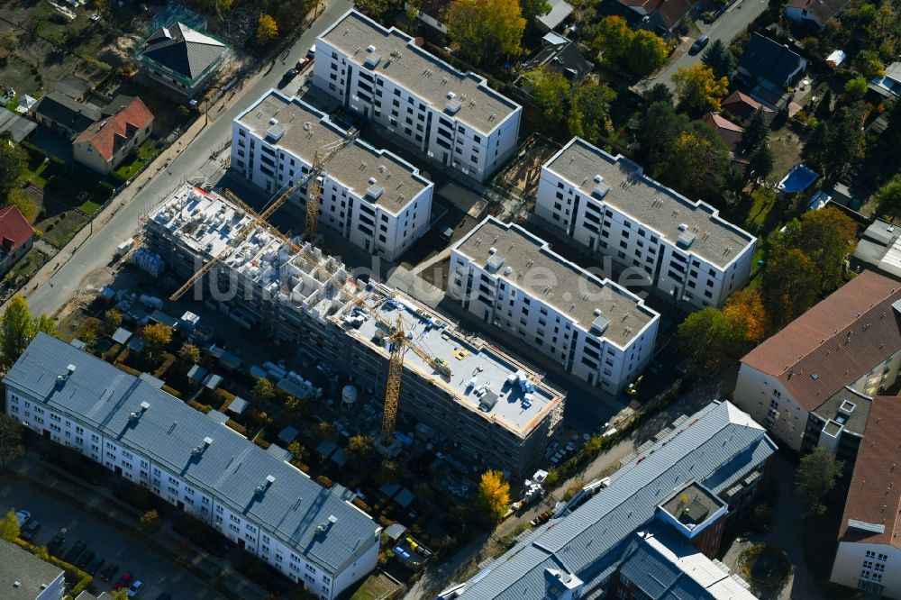 Luftbild Teltow - Baustelle zum Neubau einer Mehrfamilienhaus-Wohnanlage Wohnen am Striewitzweg der Bonava Deutschland GmbH in Teltow im Bundesland Brandenburg, Deutschland