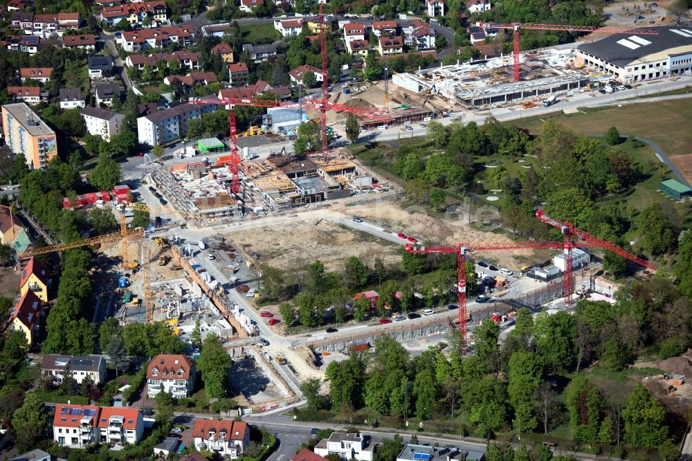 Würzburg aus der Vogelperspektive: Baustelle zum Neubau einer Mehrfamilienhaus-Wohnanlage Wohnen am Terrassenpark im Ortsteil Frauenland in Würzburg im Bundesland Bayern, Deutschland