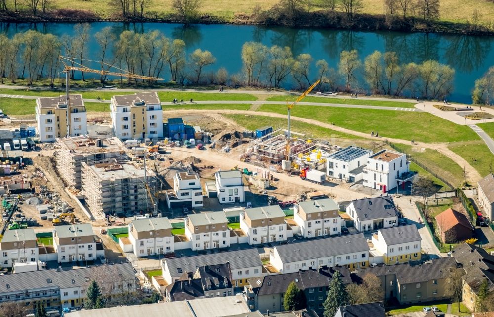 Luftaufnahme Herdecke - Baustelle zum Neubau einer Mehrfamilienhaus-Wohnanlage im Wohngebiet Ufer-Viertel ehemals Westfalia- Gelände im Ortsteil Westende in Herdecke im Bundesland Nordrhein-Westfalen