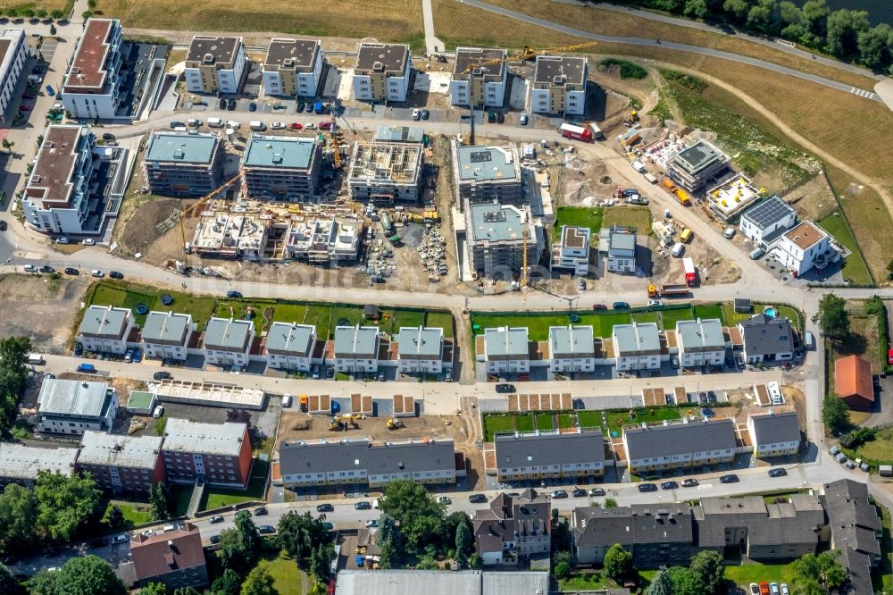 Herdecke aus der Vogelperspektive: Baustelle zum Neubau einer Mehrfamilienhaus-Wohnanlage im Wohngebiet Ufer-Viertel ehemals Westfalia- Gelände im Ortsteil Westende in Herdecke im Bundesland Nordrhein-Westfalen