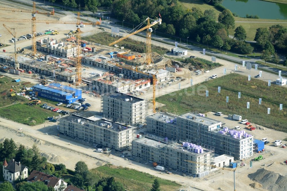 München aus der Vogelperspektive: Baustelle zum Neubau einer Mehrfamilienhaus-Wohnanlageder Terrafinanz GmbH & Co. KG im Stadtteil Perlach in München im Bundesland Bayern