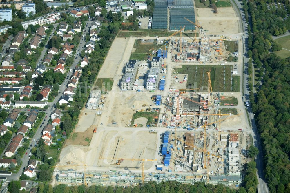 München aus der Vogelperspektive: Baustelle zum Neubau einer Mehrfamilienhaus-Wohnanlageder Terrafinanz GmbH & Co. KG im Stadtteil Perlach in München im Bundesland Bayern