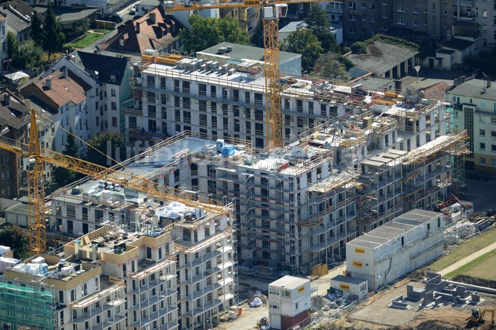 Luftaufnahme Offenbach am Main - Baustelle zum Neubau einer Mehrfamilienhaus-Wohnanlagedurch die Bauunternehmung Ed. Züblin AG in Offenbach am Main im Bundesland Hessen