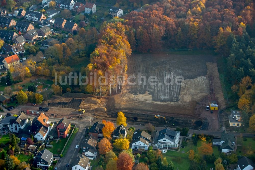 Witten aus der Vogelperspektive: Baustelle zum Neubau eines neuen Wohngebietes auf dem Gelände des ehemaligen Sportplatzes Waldstraße in Witten im Bundesland Nordrhein-Westfalen