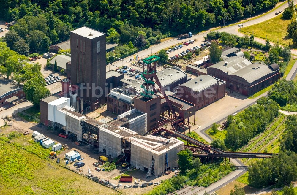 Luftbild Essen - Baustelle zum Neubau Neuer Verwaltungssitz von RAG-Stiftung und RAG Aktiengesellschaft auf dem Welterbe Zollverein in Essen im Bundesland Nordrhein-Westfalen