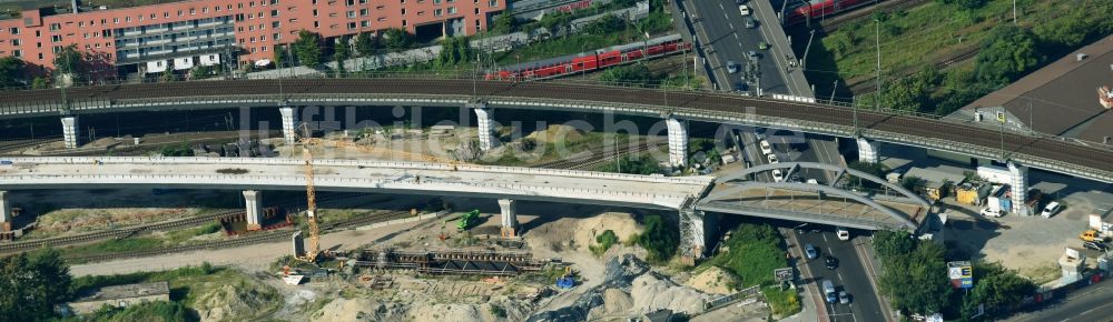 Luftaufnahme Berlin - Baustelle zum Neubau der Nordring- Anbindung S21 der S-Bahn in Berlin