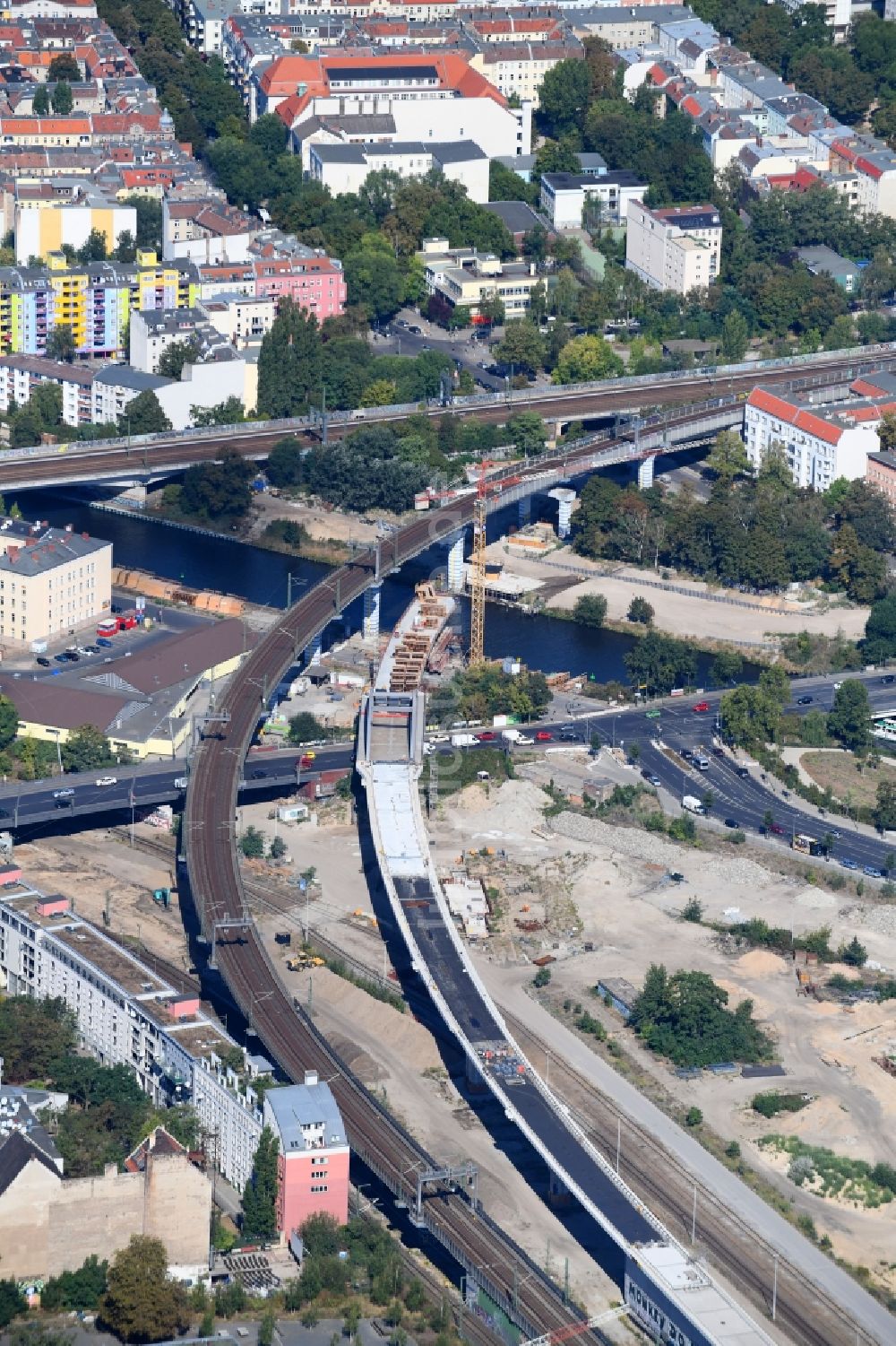 Luftbild Berlin - Baustelle zum Neubau der Nordring- Anbindung S21 der S-Bahn in Berlin