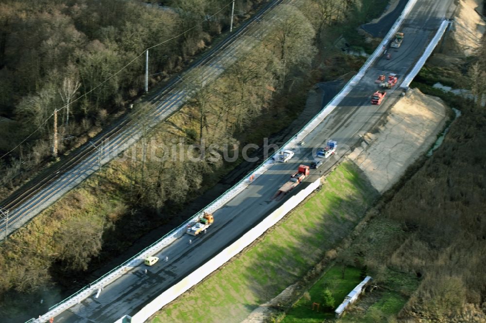 Brieskow-Finkenheerd aus der Vogelperspektive: Baustelle zum Neubau der OU Ortsumfahrung der Bundesstraße B112 in Brieskow-Finkenheerd im Bundesland Brandenburg