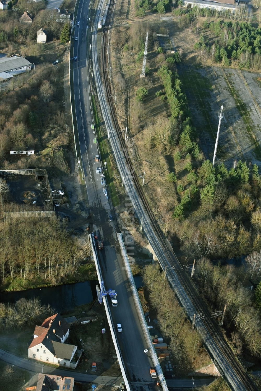 Brieskow-Finkenheerd aus der Vogelperspektive: Baustelle zum Neubau der OU Ortsumfahrung der Bundesstraße B112 in Brieskow-Finkenheerd im Bundesland Brandenburg