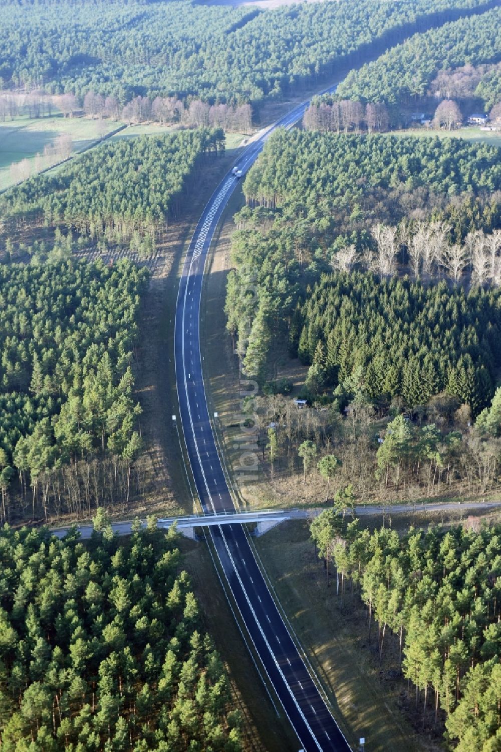 Brieskow-Finkenheerd aus der Vogelperspektive: Baustelle zum Neubau der OU Ortsumfahrung der Bundesstraße B112 in Brieskow-Finkenheerd im Bundesland Brandenburg