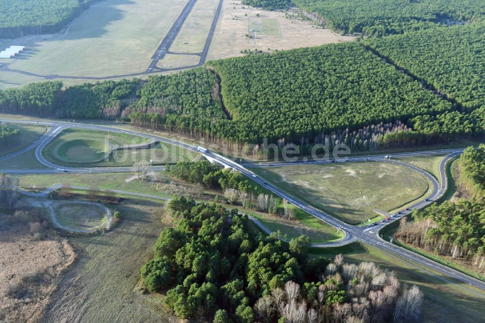 Luftaufnahme Brieskow-Finkenheerd - Baustelle zum Neubau der OU Ortsumfahrung der Bundesstraße B112 in Brieskow-Finkenheerd im Bundesland Brandenburg