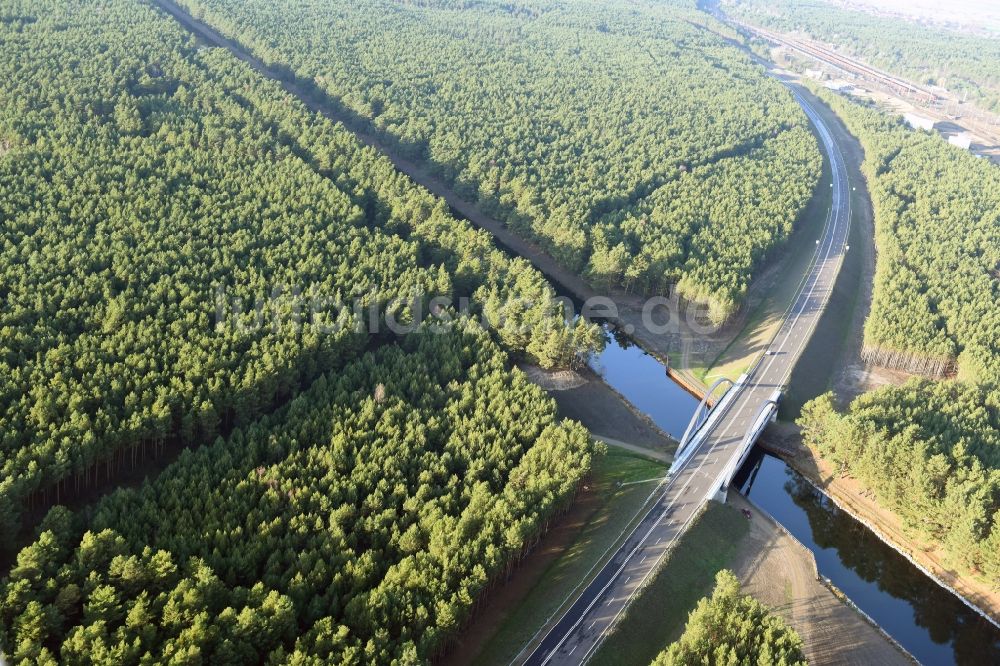 Luftaufnahme Brieskow-Finkenheerd - Baustelle zum Neubau der OU Ortsumfahrung der Bundesstraße B112 in Brieskow-Finkenheerd im Bundesland Brandenburg