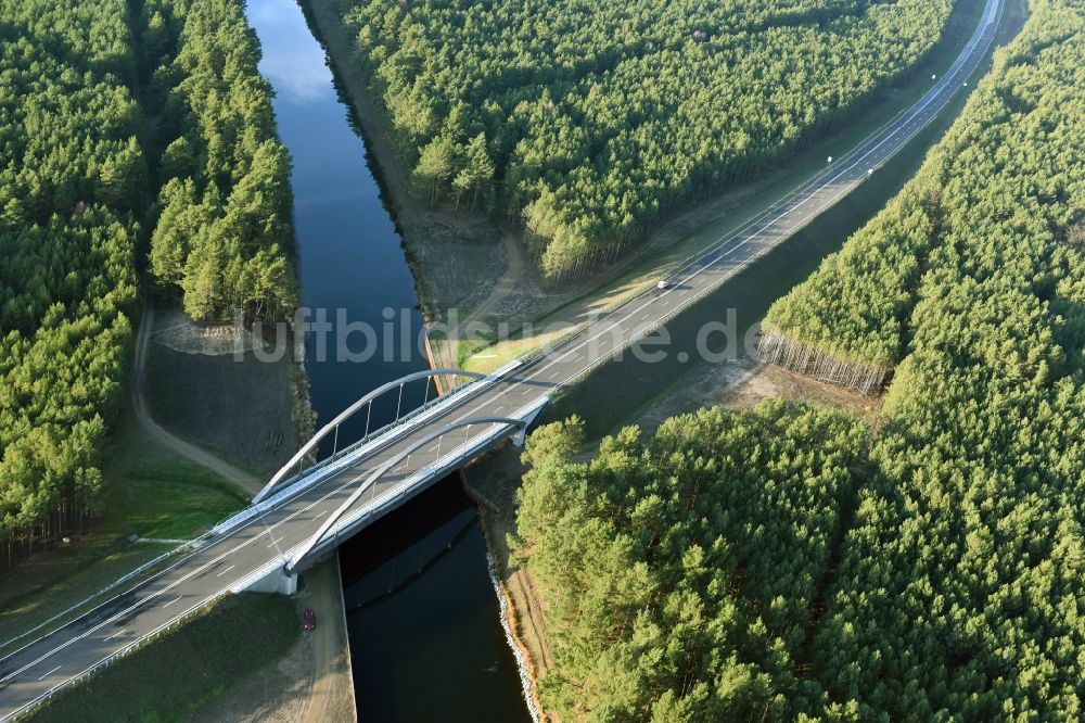 Brieskow-Finkenheerd von oben - Baustelle zum Neubau der OU Ortsumfahrung der Bundesstraße B112 in Brieskow-Finkenheerd im Bundesland Brandenburg