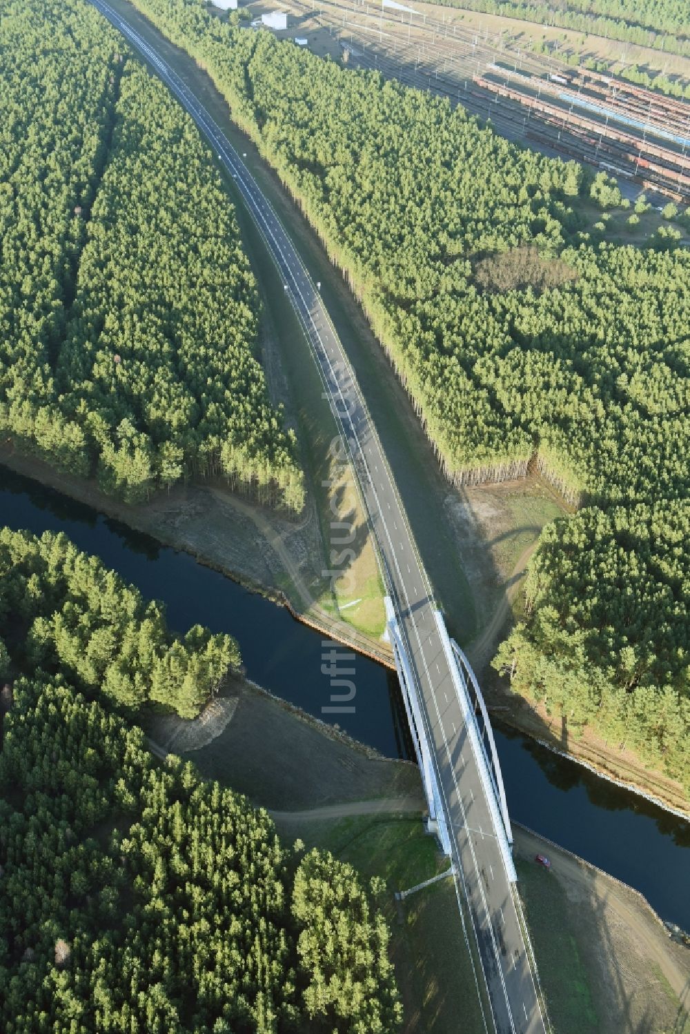 Luftbild Brieskow-Finkenheerd - Baustelle zum Neubau der OU Ortsumfahrung der Bundesstraße B112 in Brieskow-Finkenheerd im Bundesland Brandenburg