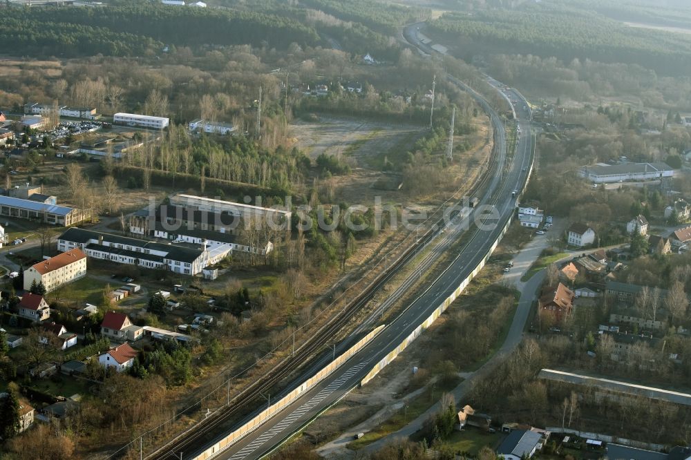 Brieskow-Finkenheerd von oben - Baustelle zum Neubau der OU Ortsumfahrung der Bundesstraße B112 in Brieskow-Finkenheerd im Bundesland Brandenburg