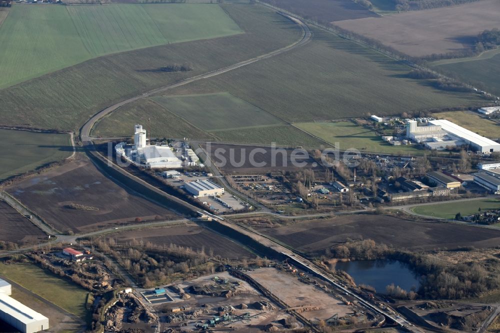 Luftaufnahme Herzfelde - Baustelle zum Neubau der OU Ortsumgehung der Bundesstraße B 1n Herzfelde im Bundesland Brandenburg