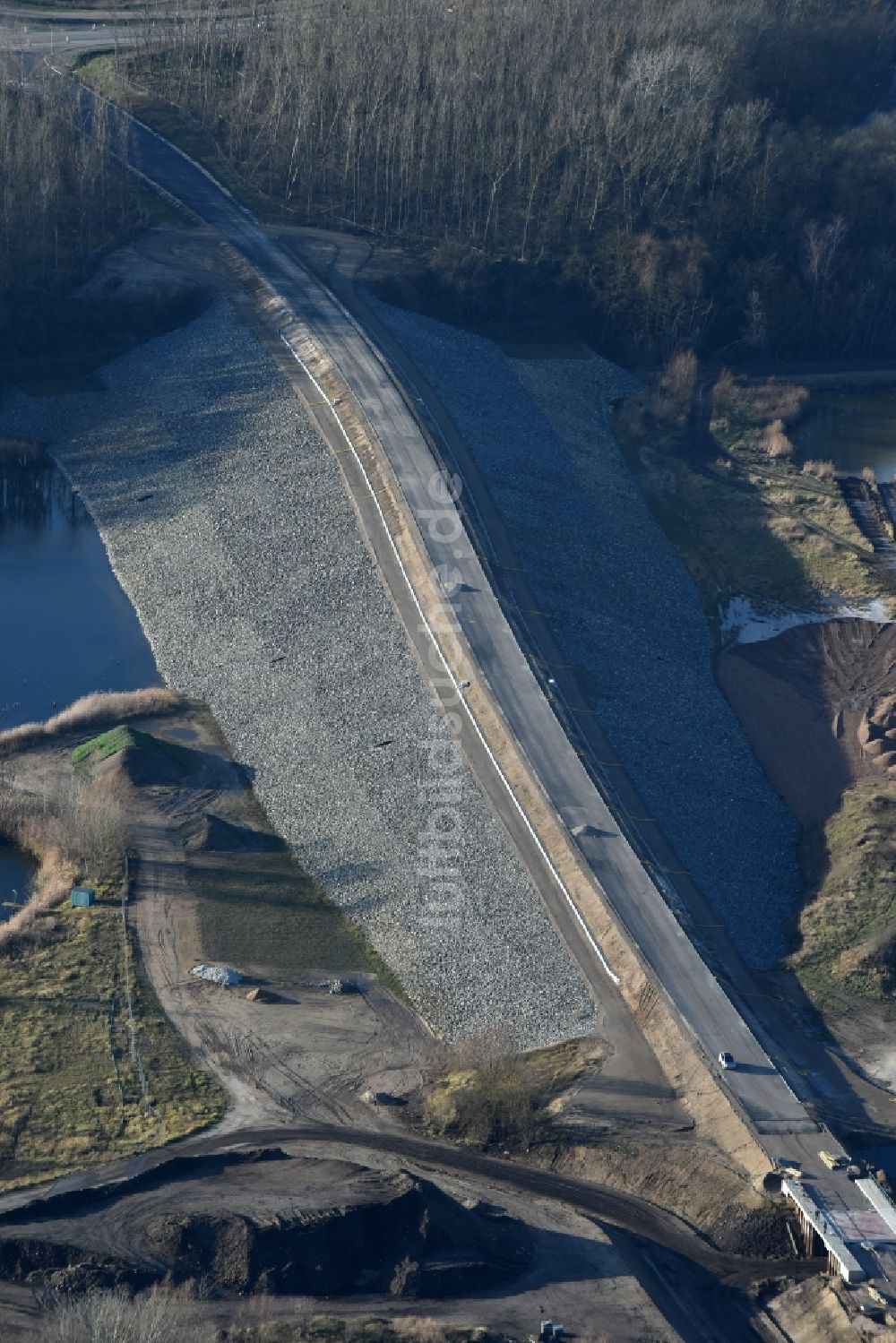 Herzfelde von oben - Baustelle zum Neubau der OU Ortsumgehung der Bundesstraße B 1n Herzfelde im Bundesland Brandenburg