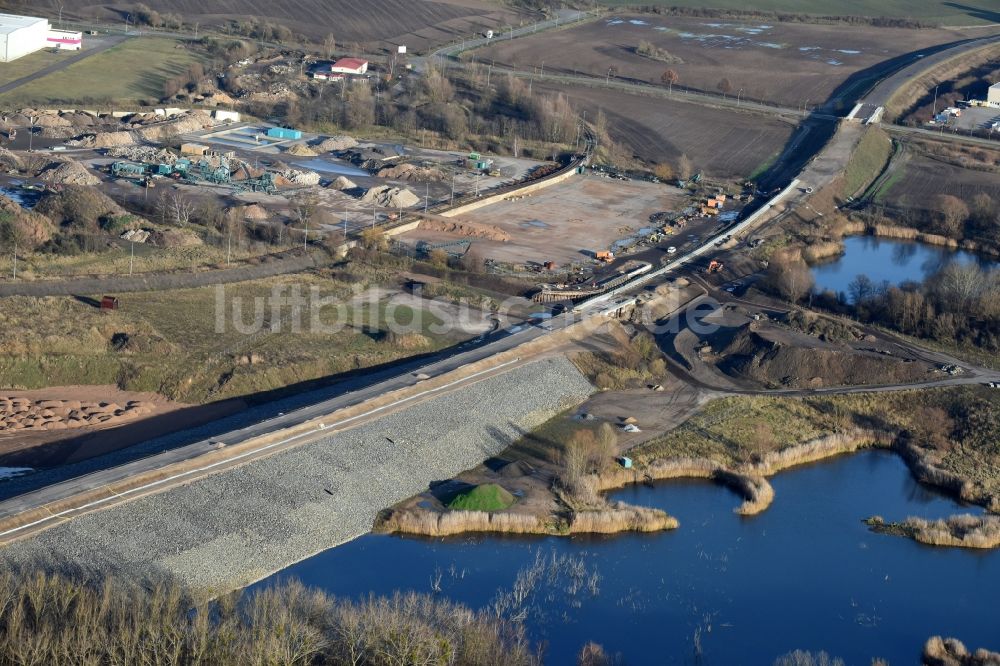 Herzfelde aus der Vogelperspektive: Baustelle zum Neubau der OU Ortsumgehung der Bundesstraße B 1n Herzfelde im Bundesland Brandenburg