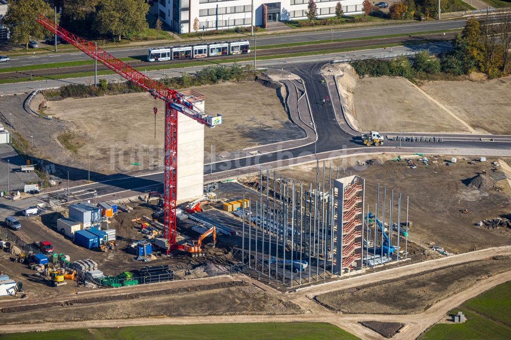 Bochum aus der Vogelperspektive: Baustelle zum Neubau des Parkhauses im Ortsteil Laer in Bochum im Bundesland Nordrhein-Westfalen, Deutschland