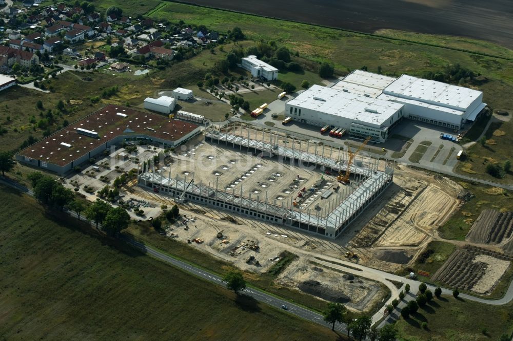 Luftbild Trebbin - Baustelle zum Neubau des Poco - Domäne- Zentrallager in Trebbin im Bundesland Brandenburg