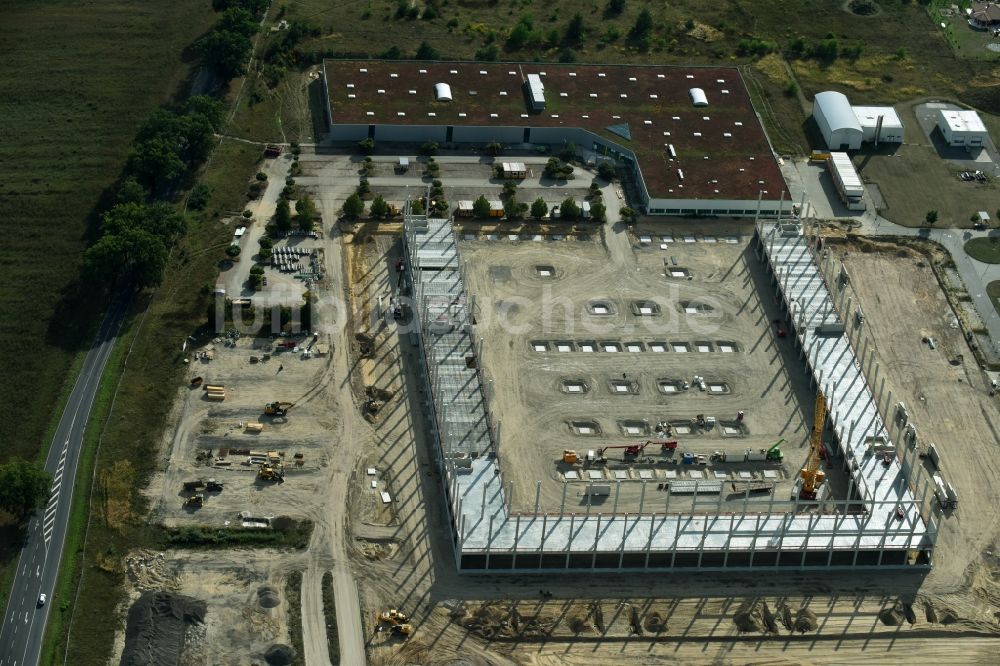 Luftbild Trebbin - Baustelle zum Neubau des Poco - Domäne- Zentrallager in Trebbin im Bundesland Brandenburg