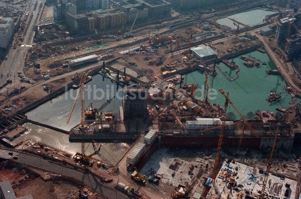 Luftaufnahme Berlin - Baustelle zum Neubau des Potsdamer Platzes in Berlin