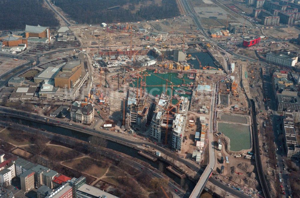 Luftaufnahme Berlin - Baustelle zum Neubau des Potsdamer Platzes in Berlin