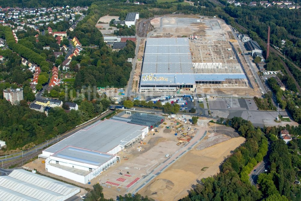 Bochum aus der Vogelperspektive: Baustelle zum Neubau von Produktions- und Logistik- Hallen am OPEL Werk II und III in Langendreer in Bochum im Bundesland Nordrhein-Westfalen