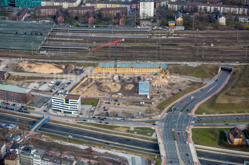 Luftaufnahme Duisburg - Baustelle zum Neubau Quartier 1 der Duisburger Freiheit an der Wuhanstraße im Ortsteil Dellviertel in Duisburg im Bundesland Nordrhein-Westfalen