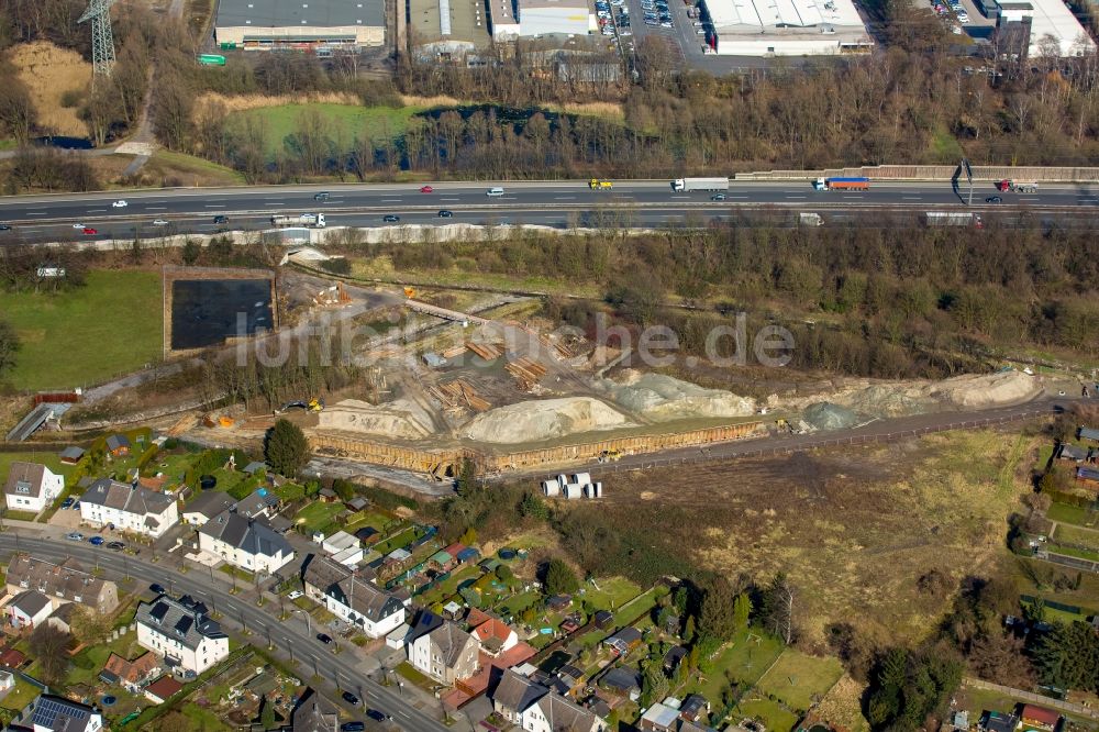 Luftbild Gladbeck - Baustelle zum Neubau eines Regenrückhaltebeckens an der A2 in Gladbeck im Bundesland Nordrhein-Westfalen