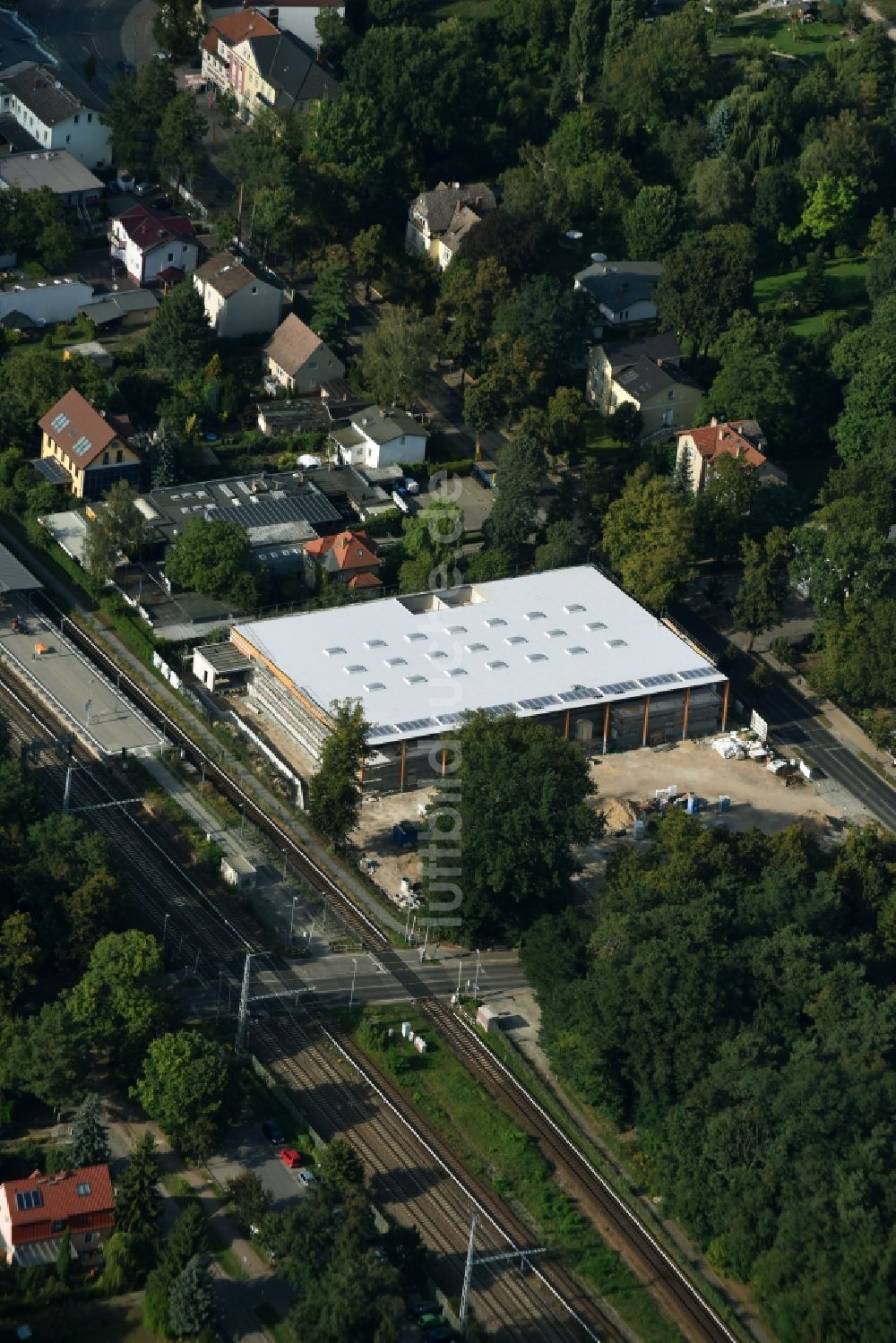 Zeuthen von oben - Baustelle zum Neubau eines REWE-Supermarkts in Zeuthen im Bundesland Brandenburg