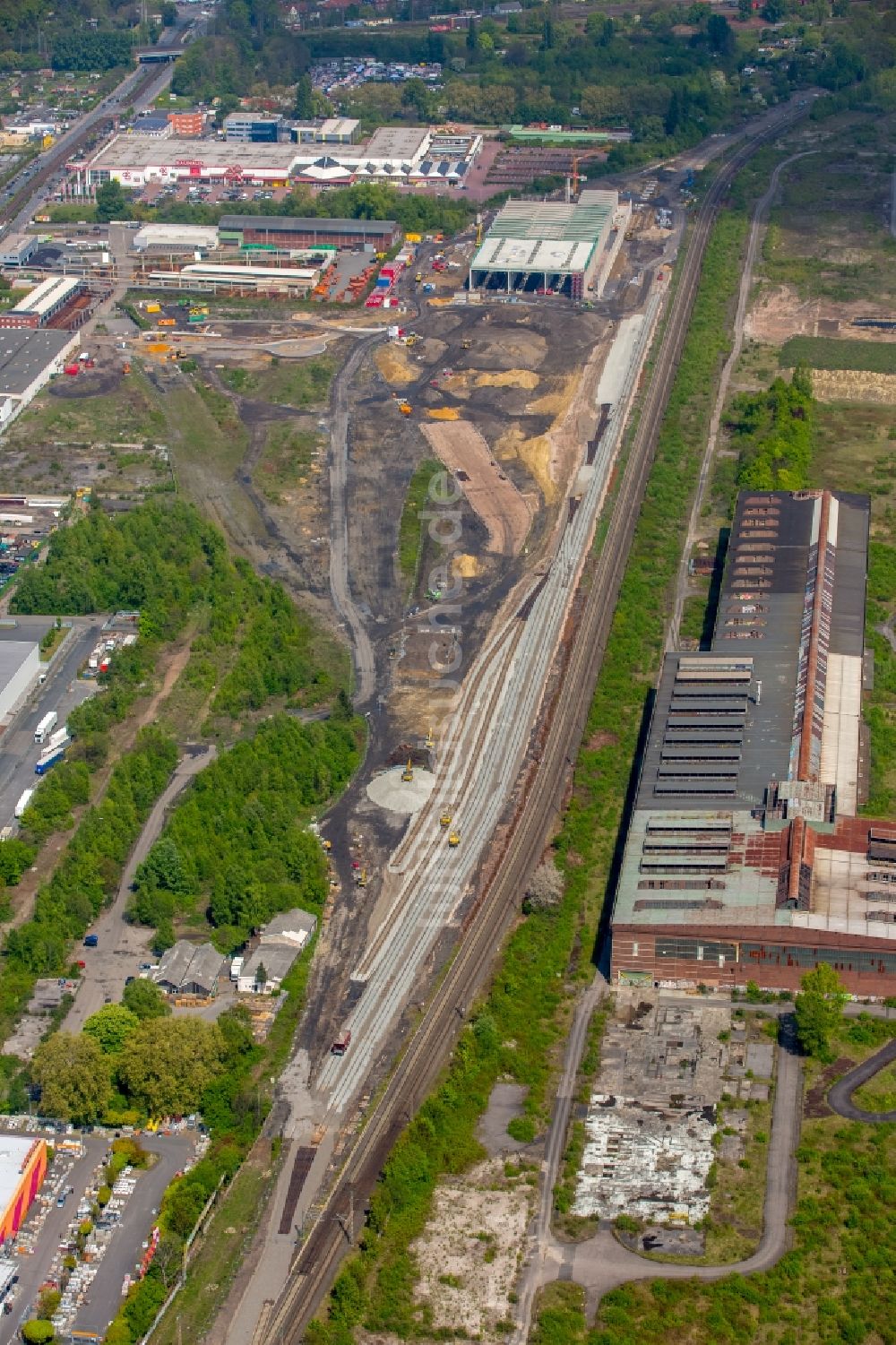 Luftaufnahme Dortmund - Baustelle zum Neubau RRX- Betriebswerk an der Bornstraße durch die dechant hoch- und ingenieurbau gmbh in Dortmund im Bundesland Nordrhein-Westfalen