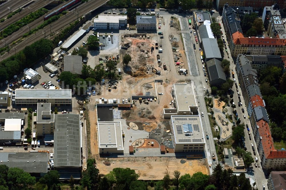 Dresden von oben - Baustelle zum Neubau Schul- Gebäude und der Kita Drewag-Areal in Dresden im Bundesland Sachsen, Deutschland