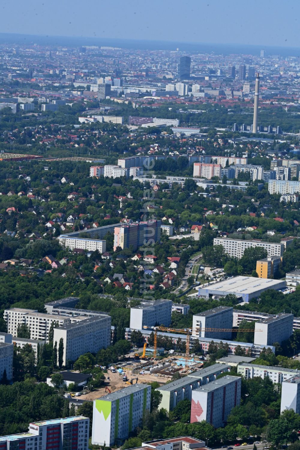 Berlin von oben - Baustelle zum Neubau des Schulgebaudes im Ortsteil Biesdorf in Berlin, Deutschland