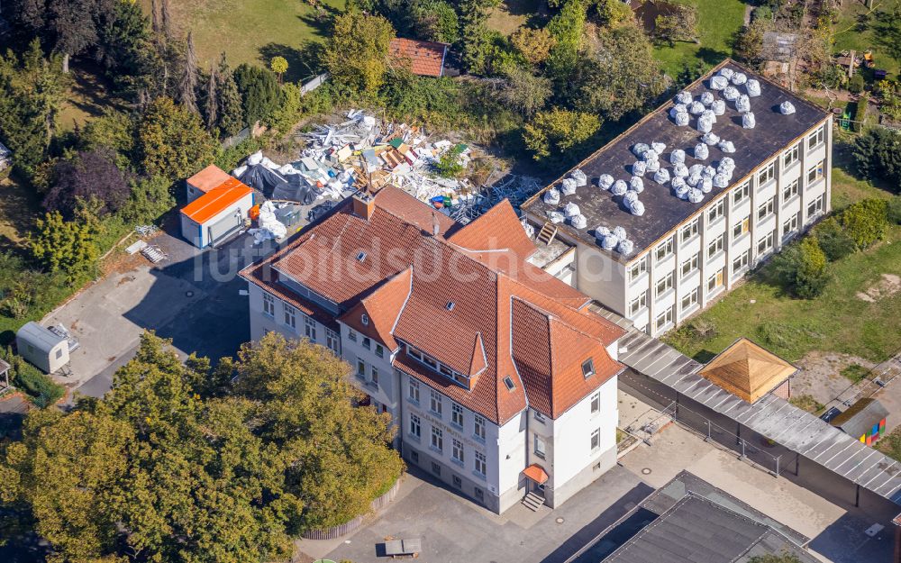 Herringen aus der Vogelperspektive: Baustelle zum Neubau des Schulgebäudes Arnold-Freymuth-Gesamtschule in Herringen im Bundesland Nordrhein-Westfalen, Deutschland