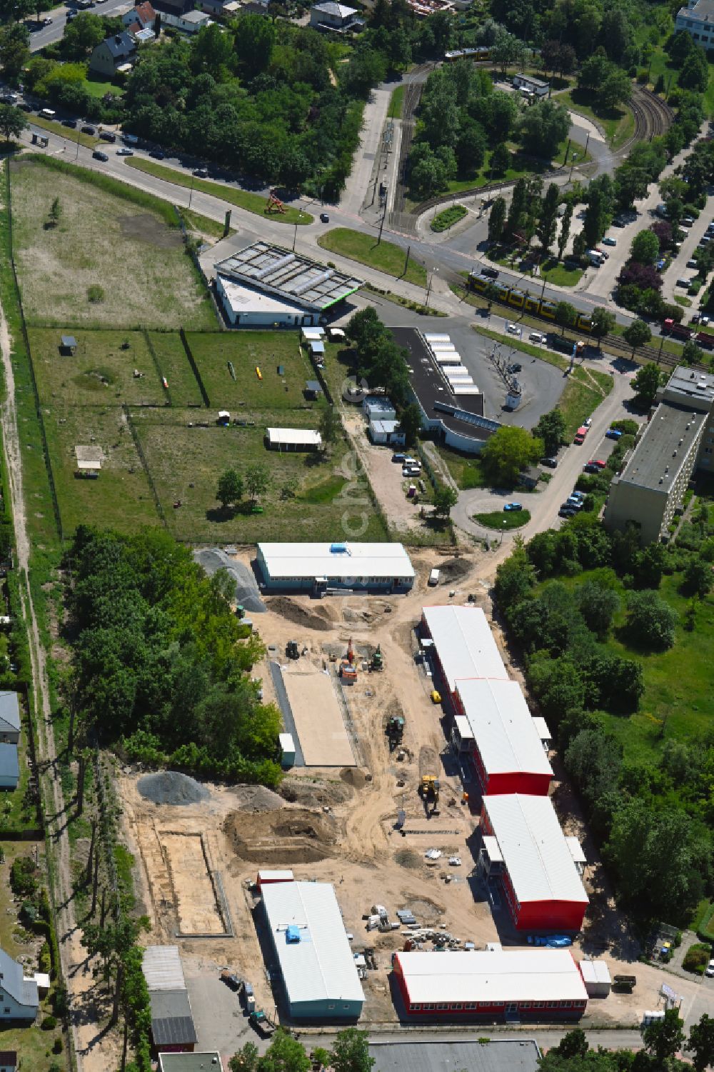 Hellersdorf aus der Vogelperspektive: Baustelle zum Neubau des Schulgebäudes - Compartmentschule in Hellersdorf im Bundesland Brandenburg, Deutschland