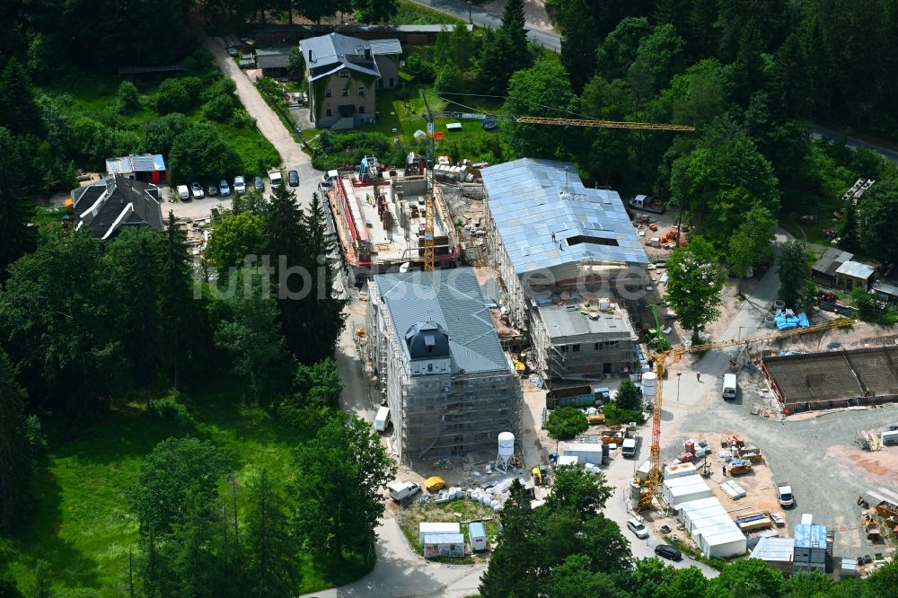 Bad Reiboldsgrün von oben - Baustelle zum Neubau des Schulgebäudes Forstschule in Bad Reiboldsgrün im Bundesland Sachsen, Deutschland