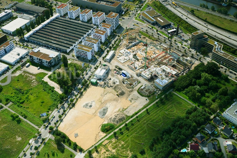 Berlin von oben - Baustelle zum Neubau des Schulgebäudes einer Gemeinschaftsschule in Berlin, Deutschland