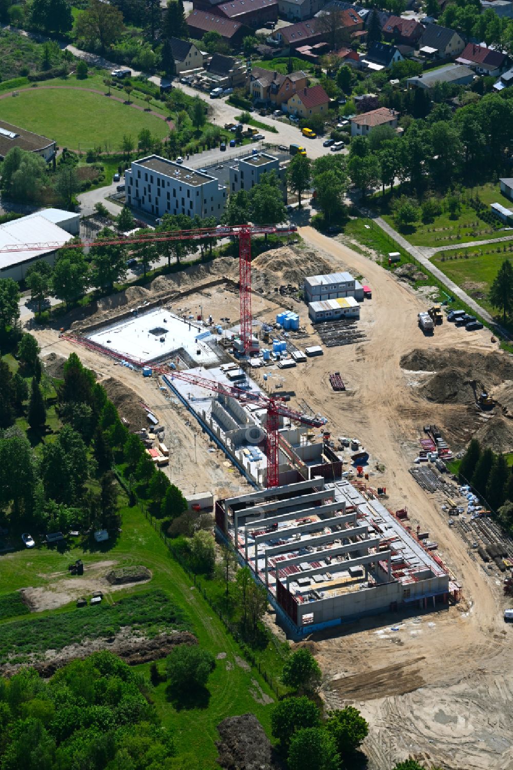 Luftaufnahme Panketal - Baustelle zum Neubau des Schulgebäudes einer Grundschule in Panketal im Bundesland Brandenburg, Deutschland